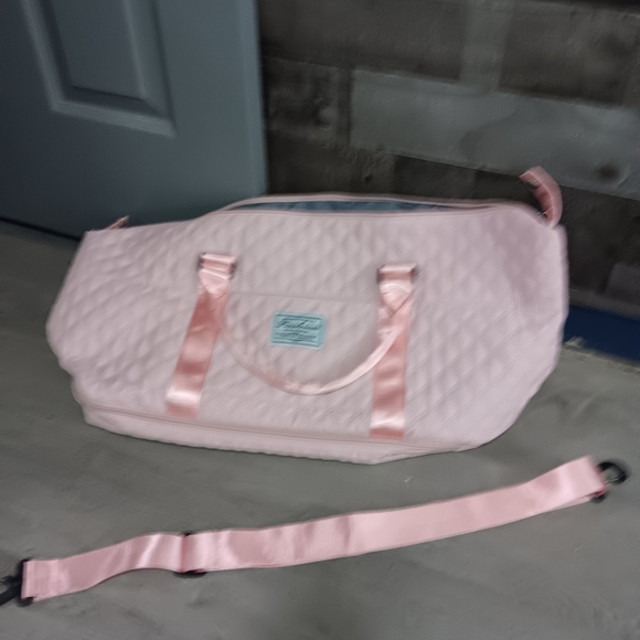 Pink Quilted Women's Bag - Picture 4 of 7